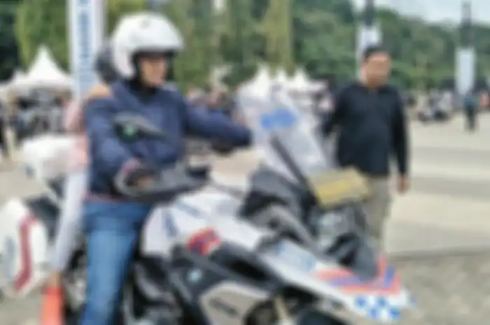 Gubernur DKI Jakarta Anies Baswedan di Touring Lintas Milenial Road Safety Festival 2019