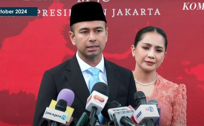 Raffi Ahmad dilantik menjadi Utusan Khusus Presiden Bidang Pembinaan Generasi Muda dan Pekerja Seni.