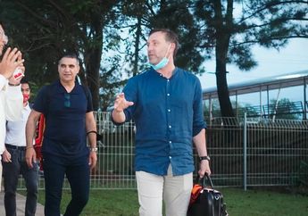 Tancap Gas, Thomas Doll Langsung Gembleng Pemain Persija usai Tiba di Indonesia