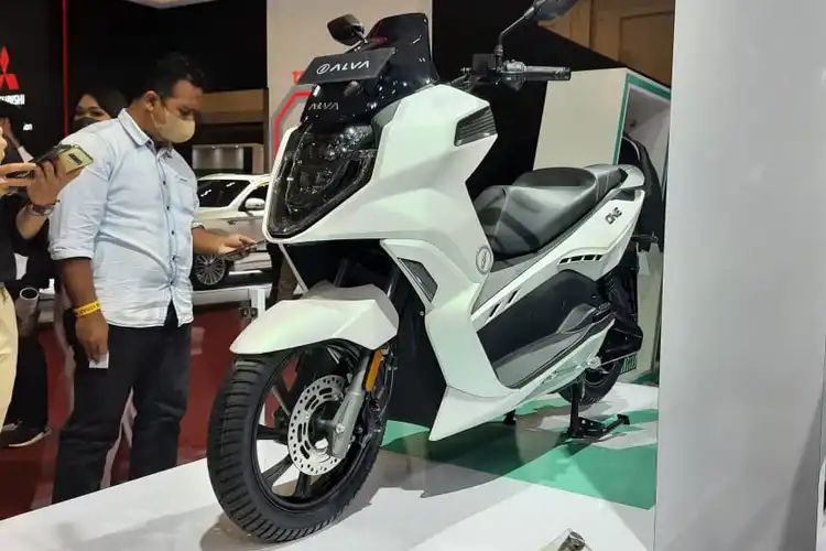 Harga Motor Listrik Alva One Yang Dipakai Di KTT G20 Bali, Jarak Tempuh Sampai 70 Km