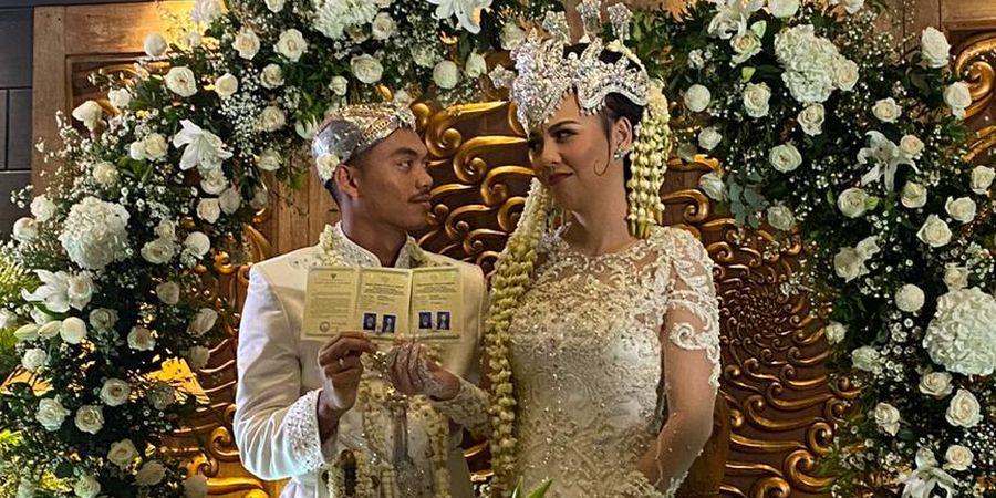 Dampak Covid-19, Bek Persija Batalkan Bulan Madu dan Resepsi Nikah