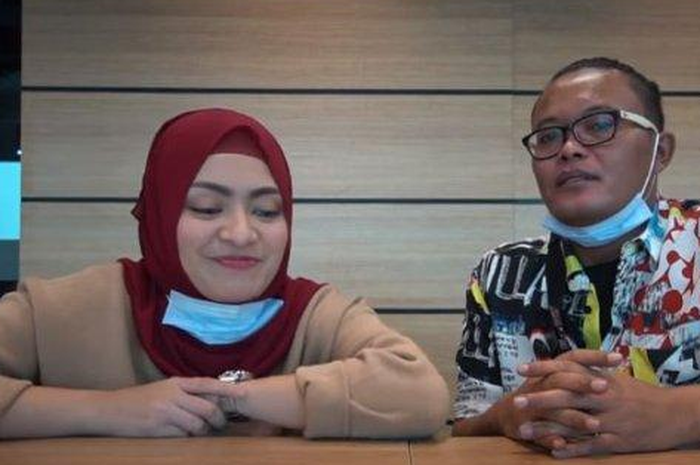 Istrinya minta makanan tak biasa, Sule curigai gelagat aneh Nathalie Holscher, ada apa?