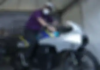 Menhub Punya Andil Besar Mengajak Masyarakat Beralih ke Motor Listrik
