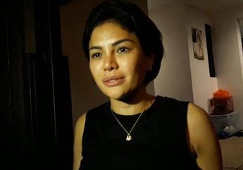 'Sempet Mikir Dia Bukan Teroris'&nbsp;Anak Bungsu Nikita Mirzani Turut Digiring ke dalam Mobil Polisi dan Dibawa ke Polresta Serang Kota, Asisten Sang Aktris Kaget