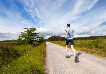 Arti Mimpi Lari Ada Kaitannya dengan Semangat dan Keberhasilan, Sayangnya Terdapat Pula Pertanda Perasaan Kurang Menyenangkan Ini!