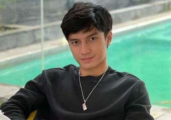Farhan Rasyid Merasa Sering Insecure Dengan Jidat dan Suaranya!