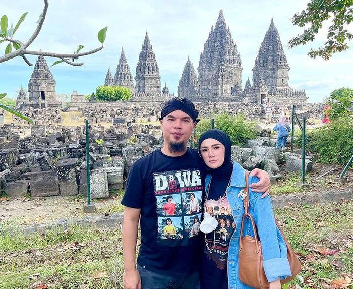  Ahmad Dhani dan Mulan Jameela 