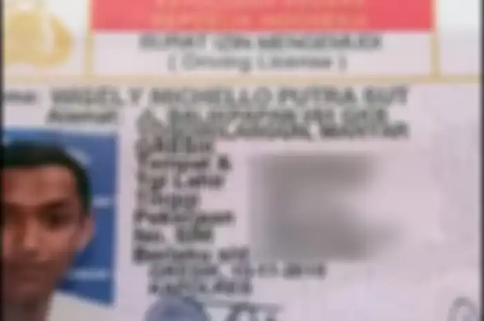 Satlantas Polres Gresik, Jawa Timur mendapat surat dari seorang pemohon surat izin mengemudi bernama Wisely Michello Putra Sut (18) usai dirinya mendapatkan SIM.