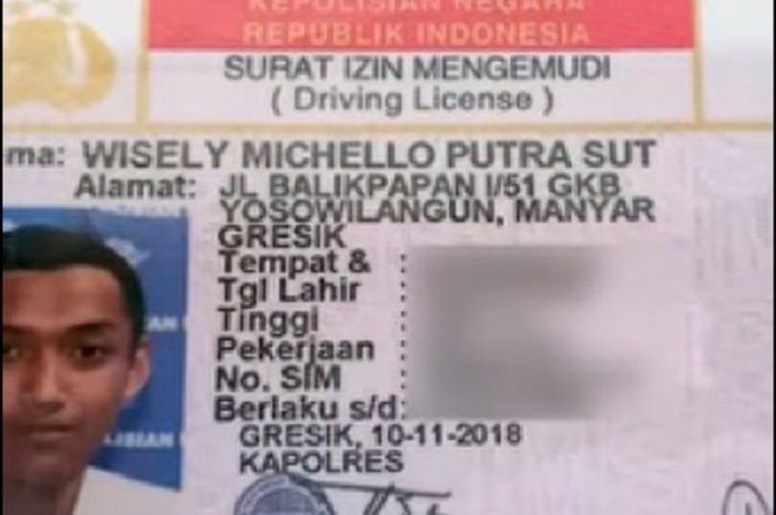 Satlantas Polres Gresik, Jawa Timur mendapat surat dari seorang pemohon surat izin mengemudi bernama Wisely Michello Putra Sut (18) usai dirinya mendapatkan SIM.