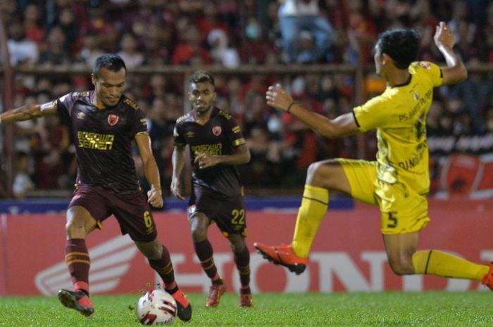 Ferdinand Sinaga ketika laga PSM Makassar melawan Barito Putera di Stadion Mattoanging, Makassar, Minggu (15/3/2020).