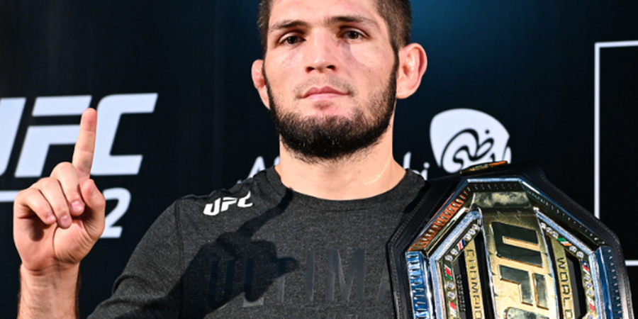 Lihat Khabib Nurmagomedov Ngamuk, Mike Tyson Malah Kegirangan