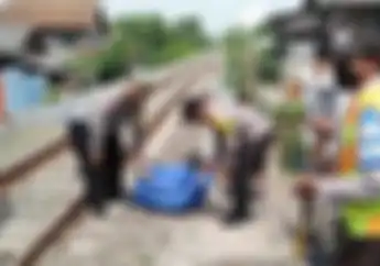 Bermotor Pakai Headset Berujung Maut, Seorang Pelajar Tewas Kecelakaan