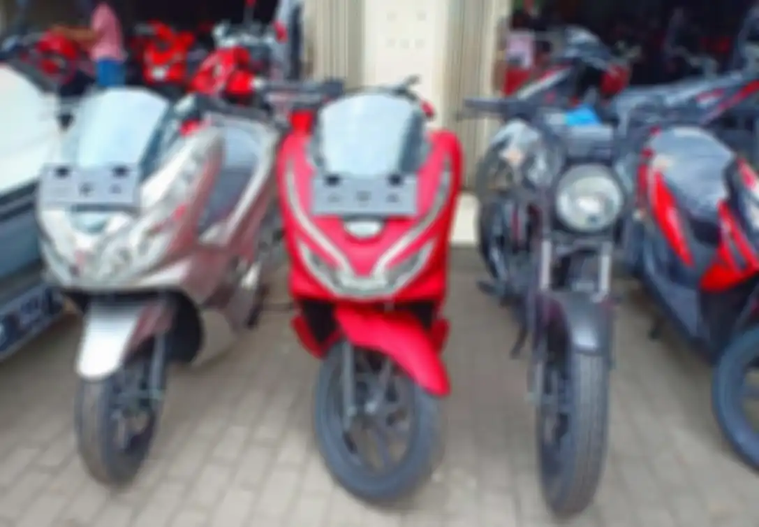 Ilustrasi motor baru di dealer.