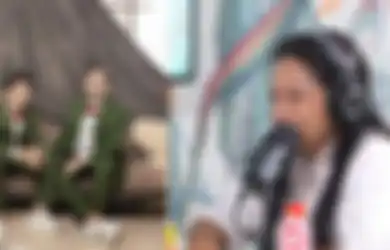 Perkara Tak Kirim Pulsa Bikin Betrand Peto Dianggap Kacang Lupa Kulitnya, Amarah Ruben Onsu Memuncak Sampai ke Ubun-ubun Beri Pukulan Keras Pada Ibu Kandung Onyo: Anak Saya Bukan Sapi