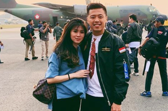 Kapten Vincent Raditya dan istrinya, Novita Condro
