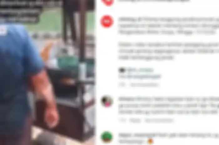 Viral di media sosial pedagang gorengan beserta gerobaknya ditabrak pengendara motor matic Honda Scoopy.