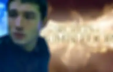 Teori Identitas Credence Barebone di Fantastic Beasts 3 Makin Ruwet tapi Bikin Penasaran!