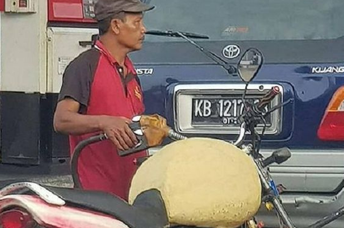 Baru Tahu Modifikasi Tangki Suzuki Thunder Untuk Jual Bensin Eceran Bisa Kena Hukuman Penjara dan Denda Miliaran Rupiah 