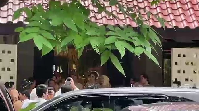 Siraman Syifa Hadju pada Jumat (24/4/2026) jelang hari pernikahannya dengan El Rumi.