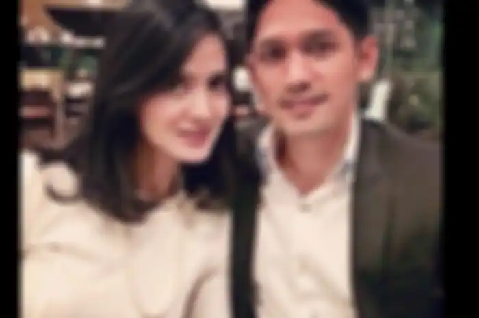 Ibnu Jamil dan Ade Maya 