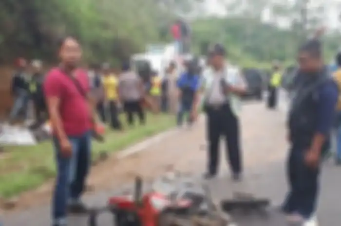 Kecelakaan kembali terjadi di Tanjakan Emen, Subang Jabar.