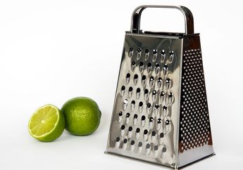 Hanya Pakai Cuka, Begini Cara Menghilangkan Karat Pada Parutan, Dijamin Kayak Baru Lagi!