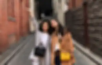 Intip Trik Tampil Stylish Pakai 5 Model Outer ala Adik Marsha Aruan, Michelle Aruan!