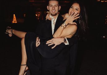 Selamat! Jennifer Coppen Resmi Dilamar oleh Justin Hubner