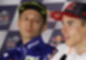  Orang Ini Bilang Musuh Marquez Lebih Banyak Dibandingkan Rossi, Maksudnya Apa Nih...