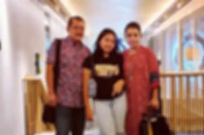 Bambang Trihatmodjo, Mayangsari dan Khirani Trihatmodjo