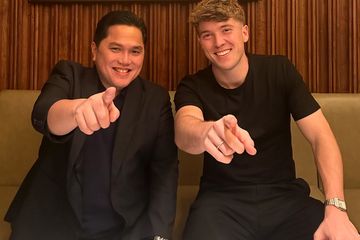 Potret Ketua Umum PSSI Erick Thohir bersama Ole Romeny.