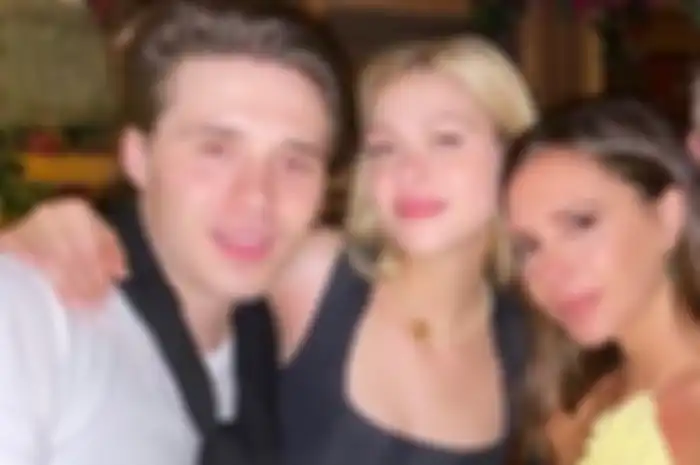 Nicola Peltz bareng keluarga Beckham