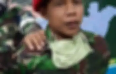 Tampak Meyakinkan dengan Setelan Lengkap Seragam TNI AD Plus Baret Merah Kebangaan, Kopassus Gadungan Ini Ngaku-ngaku Berdinas di Pusdiklatpassus Batujajar, Langsung Tak Berkutik Saat Dicokok di Warung Makan