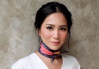 Bunga Zainal Seksi Pakai Tas Mungil, Ternyata Istri Sutradara Asal India Ini Membelinya dengan Harga Mencapai Rp 159 Juta