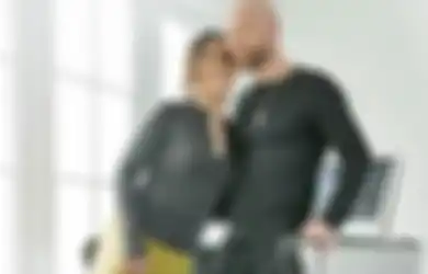 Pantas Kukuh Pertahankan Rumah Tangganya dengan Melaney Ricardo, Ternyata Tyson Lynch Sampai Rela Korbankan Hal Paling Berharganya Ini Demi Nikahi Sang Istri: Saya Give Up untuk Kamu!