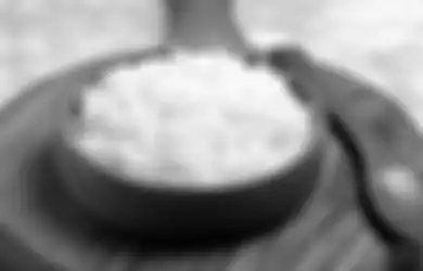 Punya Khasiat Penawar dan Penyembuh Segala Penyakit, Simak Amalan Doa Sholawat yang Bisa Dibaca Saat Pegang Nasi