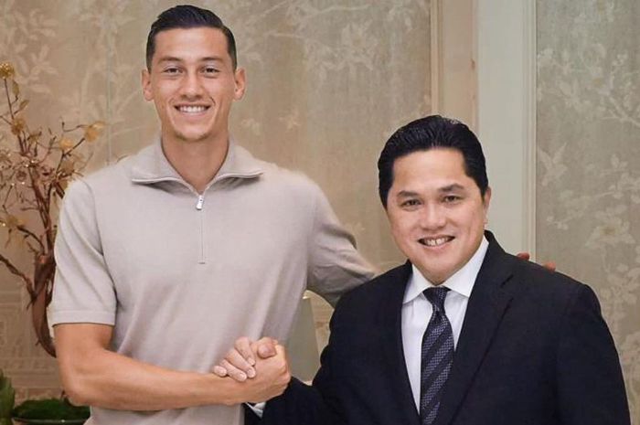 Jay Idzes dan Erick Thohir bertemu pada Rabu (6/9/2023) untuk membicarakan naturalisasi agar bisa membela timnas Indonesia.