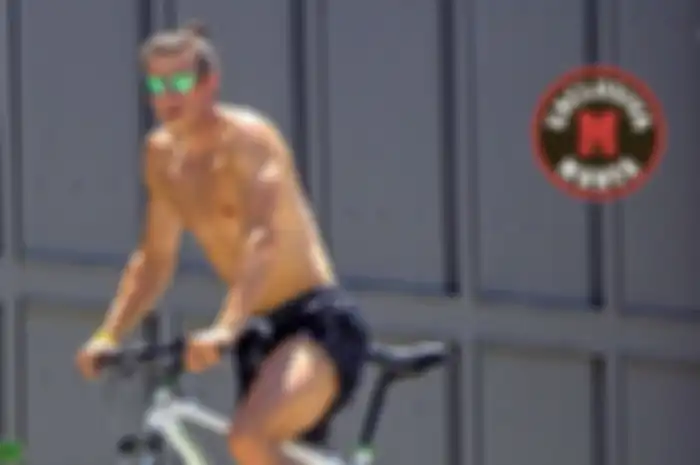 Pemain Real Madrid, Gareth Bale pamer sepeda yang harganya setara motor Honda BeAT bekas.