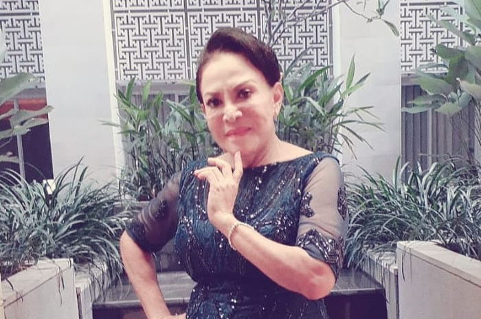 Mpok Atiek. Nyaris Miskin Usai Hartanya Ludes Digondol Mantan Suami, Artis Senior Ini Ngaku Trauma Hingga Pilih Hidup Menjanda 40 Tahun: Emak Kapok!