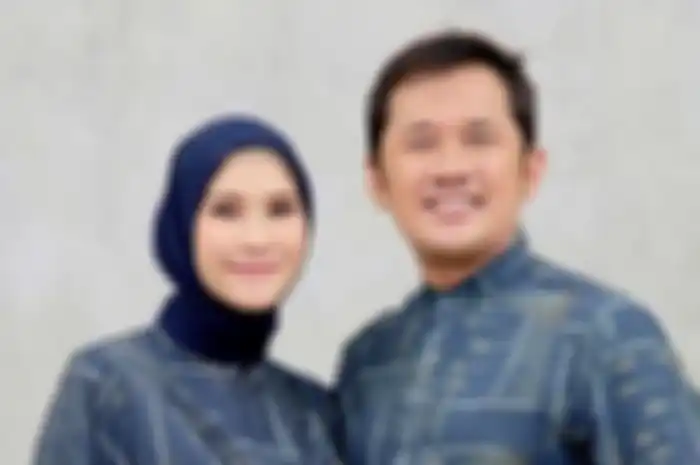Pasangan Zaskia Adya Mecca dan Hanung Bramantyo 