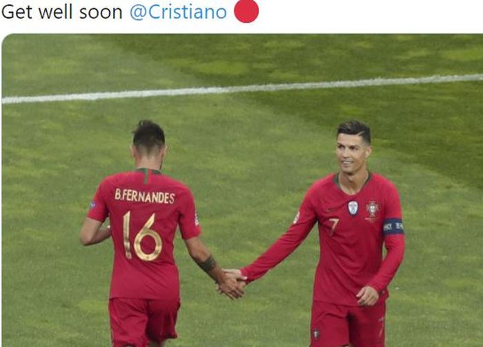 Bruno Fernandes (kiri) dan Cristiano Ronaldo saat membela timnas Portugal.