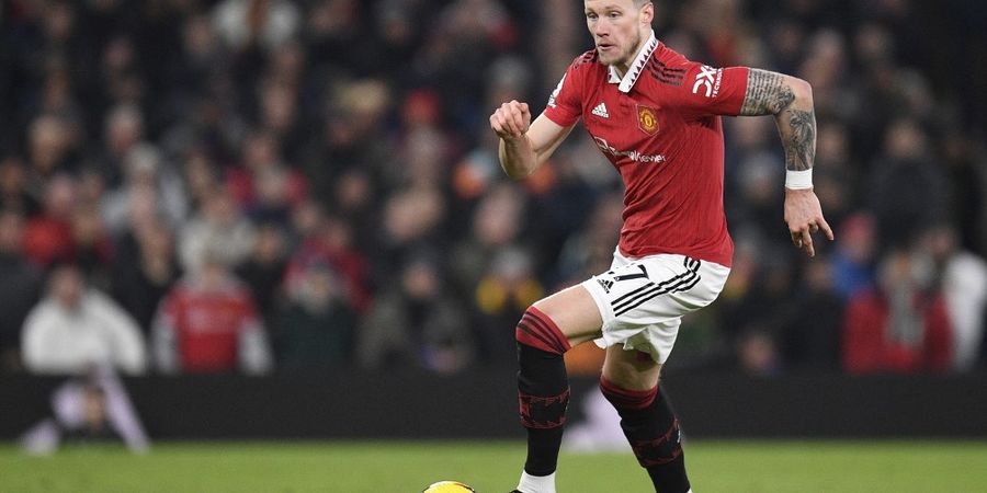 Tak Jadi Striker, Wout Weghorst Tersesat Jadi Tukang Jagal Man United