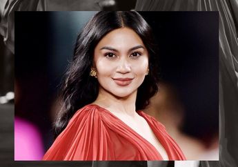 Akhirnya Terungkap Harga Fantastis Gaun Merah yang Dipakai Ariel Tatum saat Tampil di Paris Fashion Week
