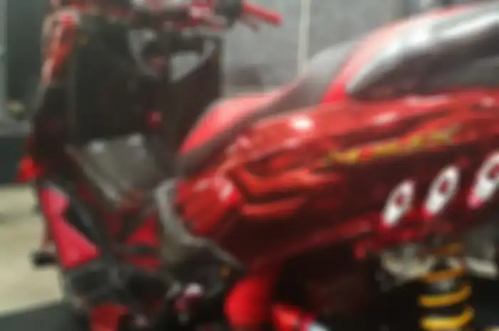 Bikin silau juri Customaxi Yamaha Makassar 2018