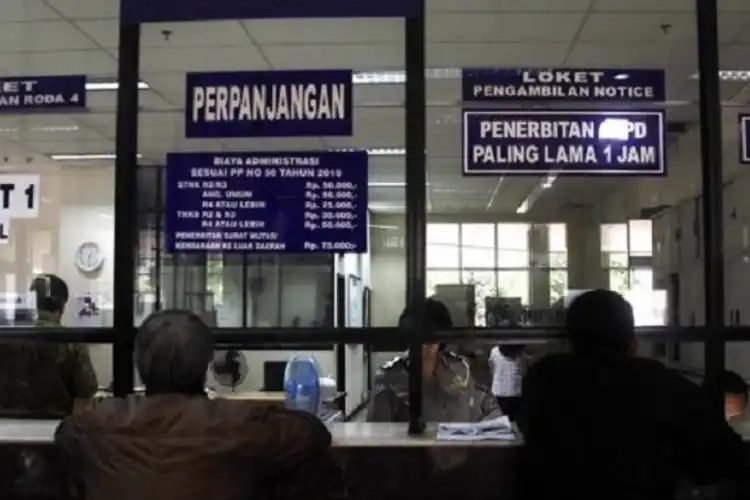 Hore Memperpanjang SIM dan STNK Ketika Masa PSBB Bebas Denda dan Gak Perlu Bikin SIM Baru 