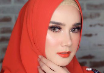 Jadi Pusat Perhatian, Intip Gaya Modis Mulan Jameela Saat Pakai Turban di Thailand