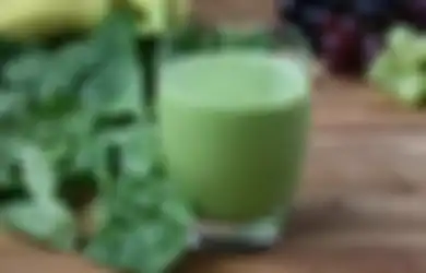 Modal Gak Sampai Rp10 Ribu, Mulai Sekarang Coba Rutin Minum Jus Bayam, Siapa Sangka Bisa Berantas Penyakit Mengerikan Ini