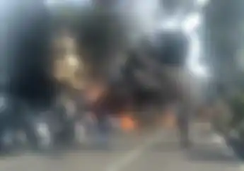 Saksi Mata, Motor yang Terbakar di GKI Karena Pelaku Bom Bunuh Diri Dilarang Masuk