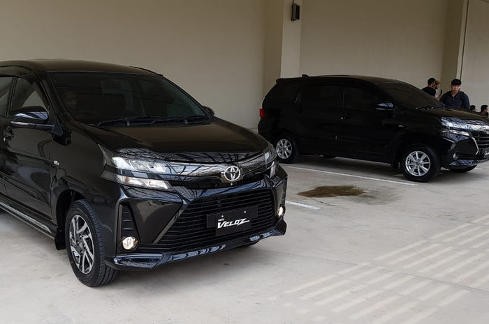 Asyik! Selisih harga mobil baru Toyota Avanza Veloz jauh lewatin Yamaha NMAX, begini hitungannya.