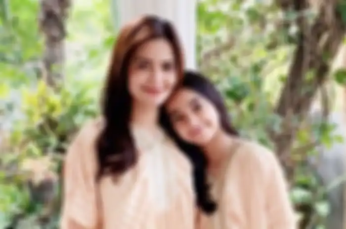 Cut Tari dan sang anak